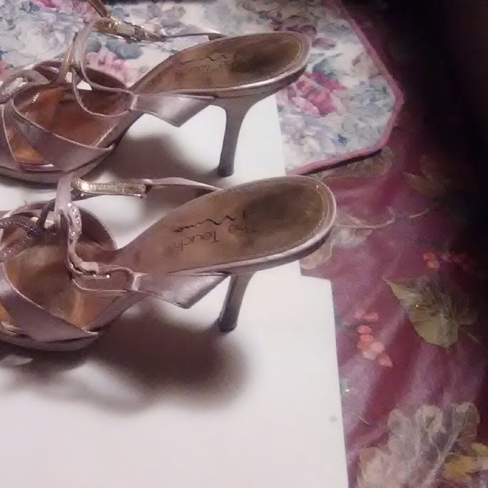 Shoes - Picture 2 of 2